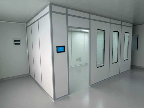 Comprender el costo de una sala limpia: cómo estimar y optimizar su inversión.